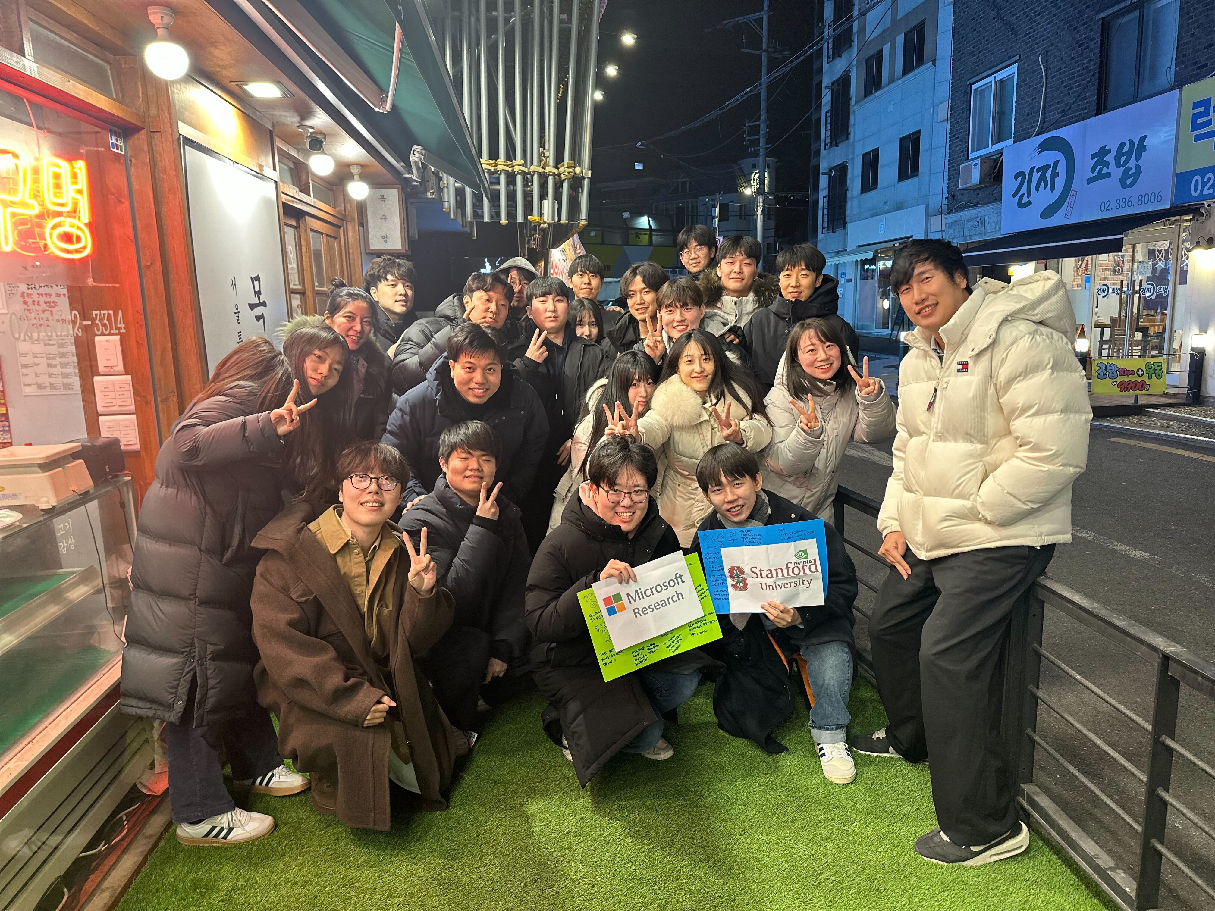 Congratulation, Jiwan, Seungju! 🥳🥳